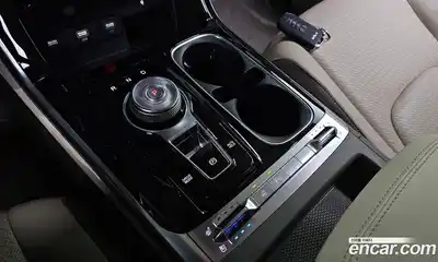 Kia Canival 2023 3.5 Автомат в Москве № 53128, миниатюра 7