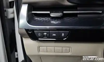 Kia Canival 2023 3.5 Автомат в Москве № 53128, миниатюра 9