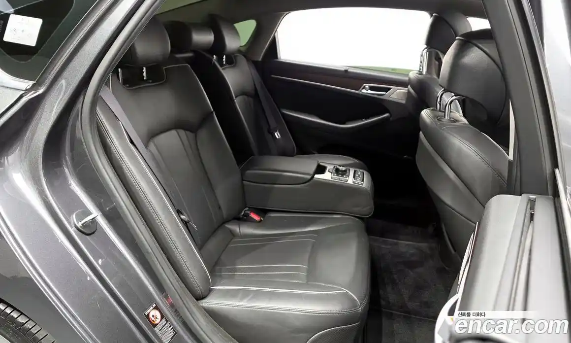 Genesis G80 2017 3.3 Автомат в Москве № 57572, фото 18