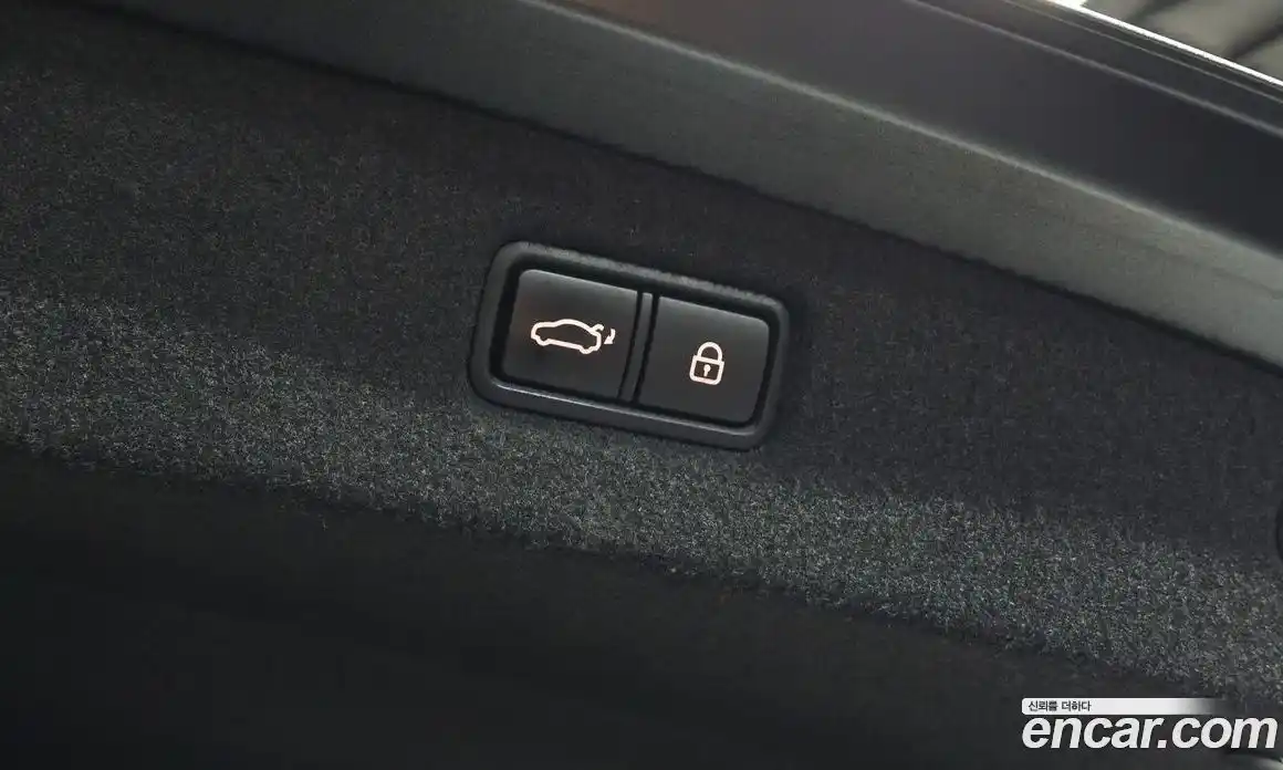 Genesis G90 2020 3.8 Автомат в Москве № 58079, фото 17