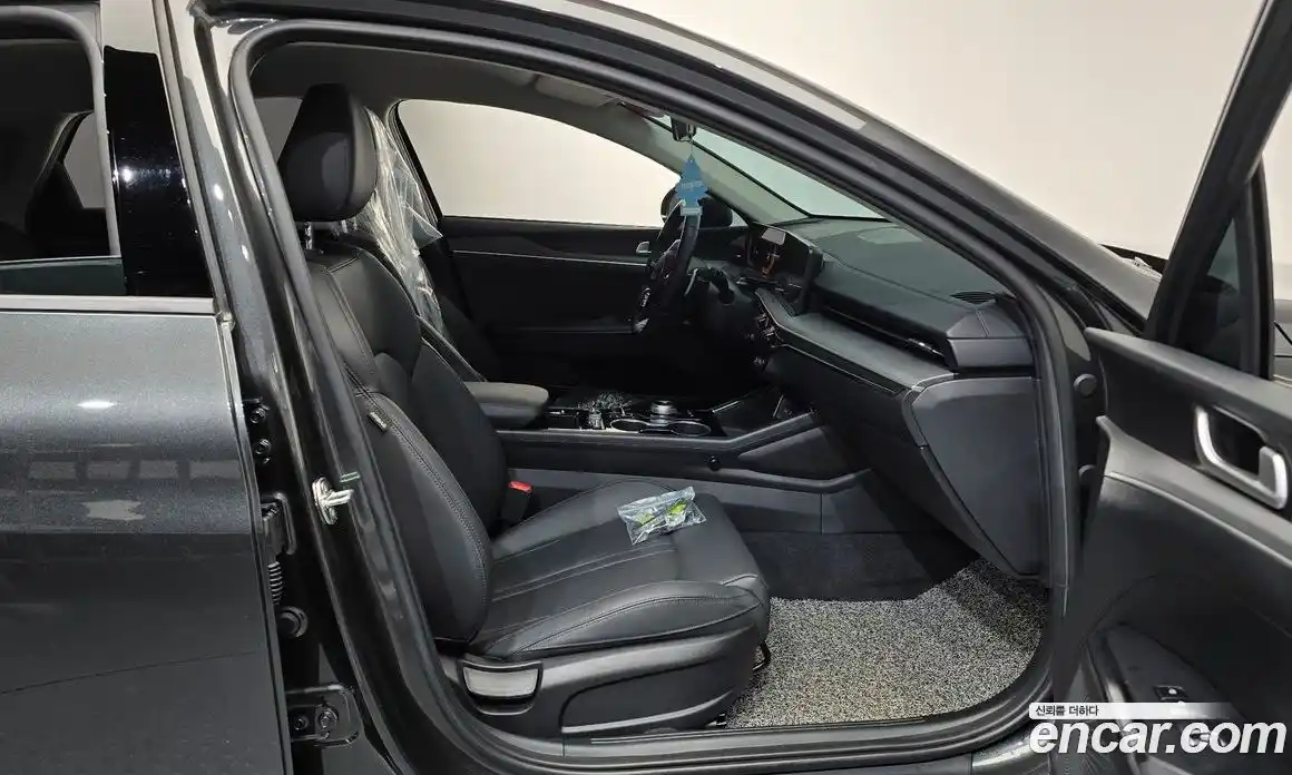 Kia K5 2024 1.6 Автомат в Москве № 94955, фото 13