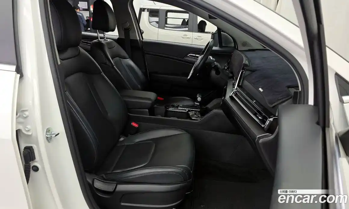 Kia Sportage 2022 1.6 Автомат в Москве № 95498, фото 1