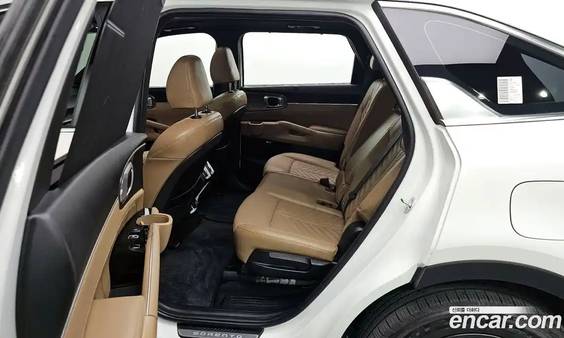 Kia Sorento 2024 1.6 Автомат в Москве № 97098, фото 12