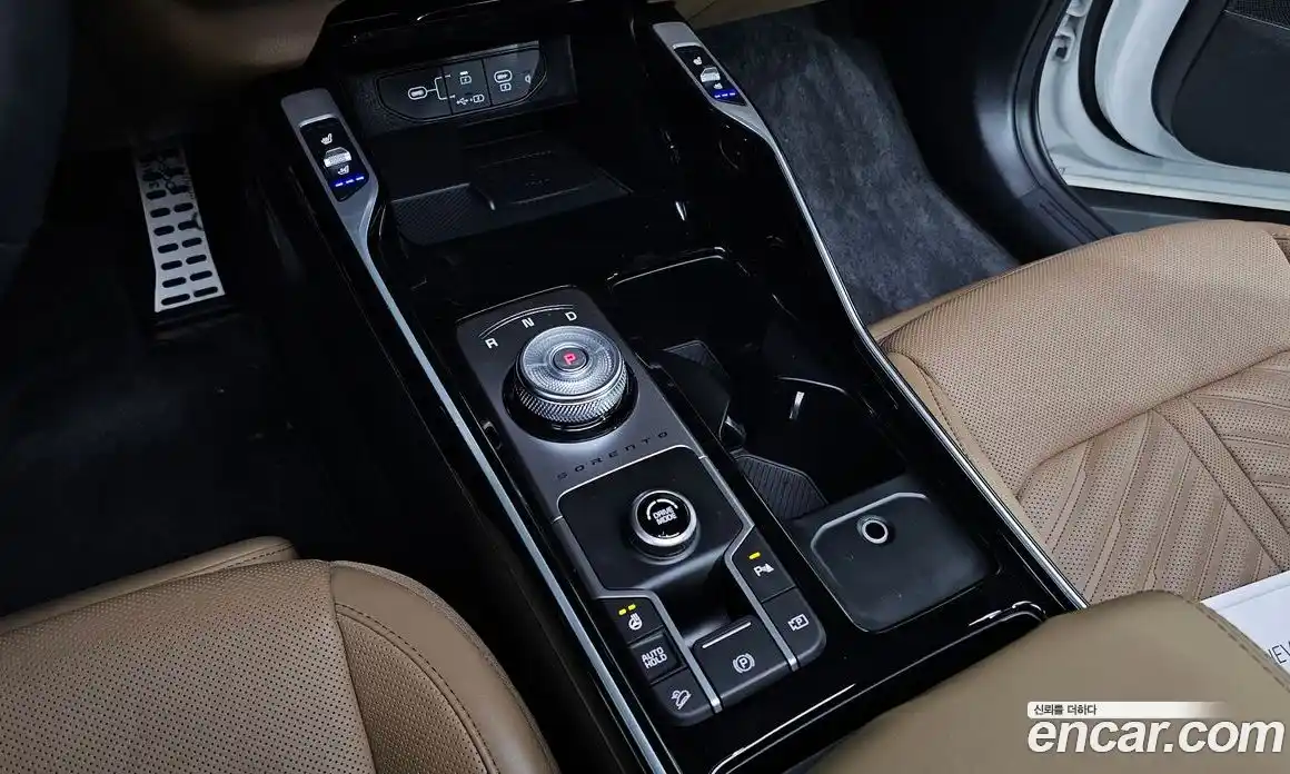 Kia Sorento 2024 1.6 Автомат в Москве № 97098, фото 7