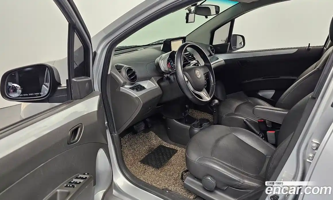 Chevrolet Spark 2014 1.0 Автомат в Москве № 105598, фото 16