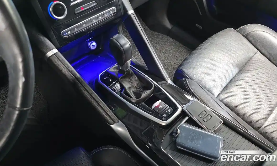 Renault QM6 2017 2.0 Автомат в Москве № 106541, фото 9