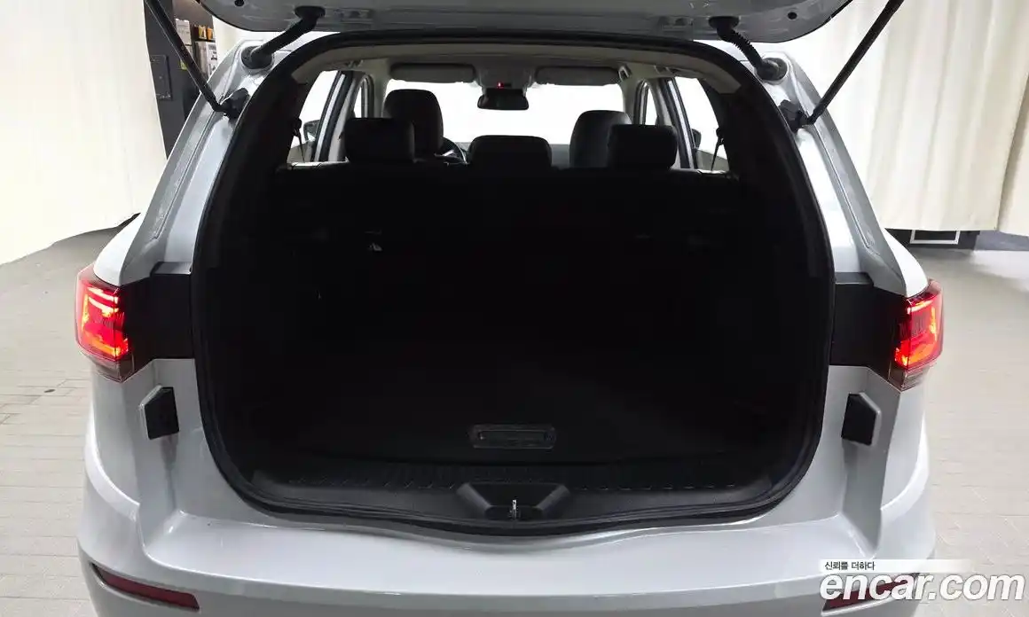 Renault QM6 2023 2.0 Автомат в Москве № 106772, фото 18