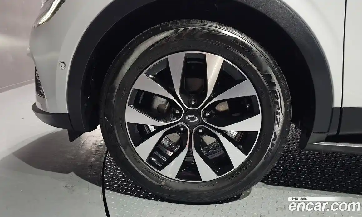 Renault XM3 2023 1.6 Автомат в Москве № 107356, фото 1