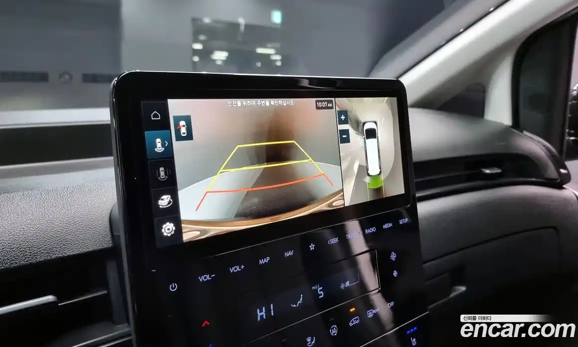 Hyundai Staria 2023 3.5 Автомат в Москве № 107807, фото 15