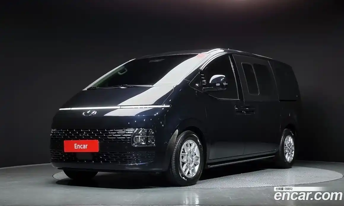 Hyundai Staria 2023 3.5 Автомат в Москве № 107807, фото 16