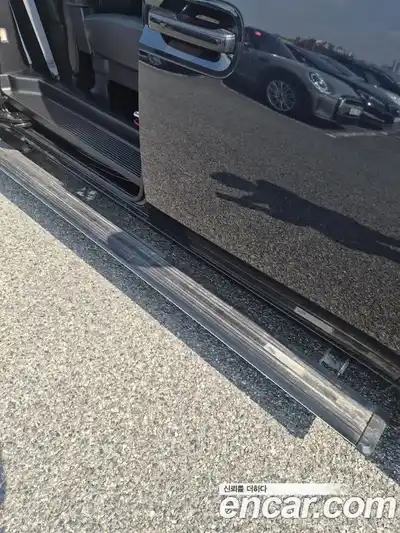 Hyundai Staria 2023 3.5 Автомат в Москве № 107807, миниатюра 4