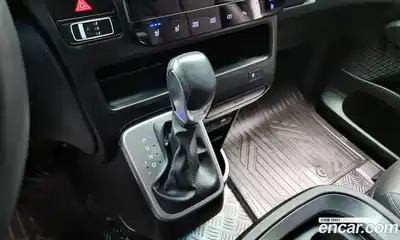 Hyundai Staria 2023 3.5 Автомат в Москве № 107807, миниатюра 6