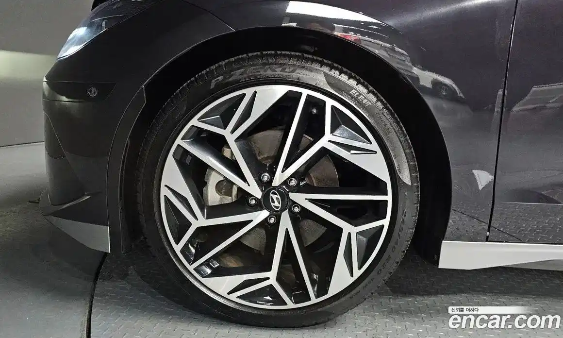 Hyundai Ioniq 6 2023 0.1 Автомат в Москве № 108532, фото 11