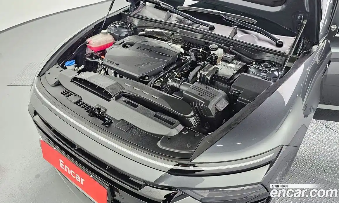 Hyundai Sonata 2024 2.0 Автомат в Москве № 110928, фото 16