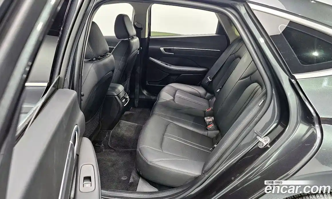 Hyundai Sonata 2024 2.0 Автомат в Москве № 110928, фото 18