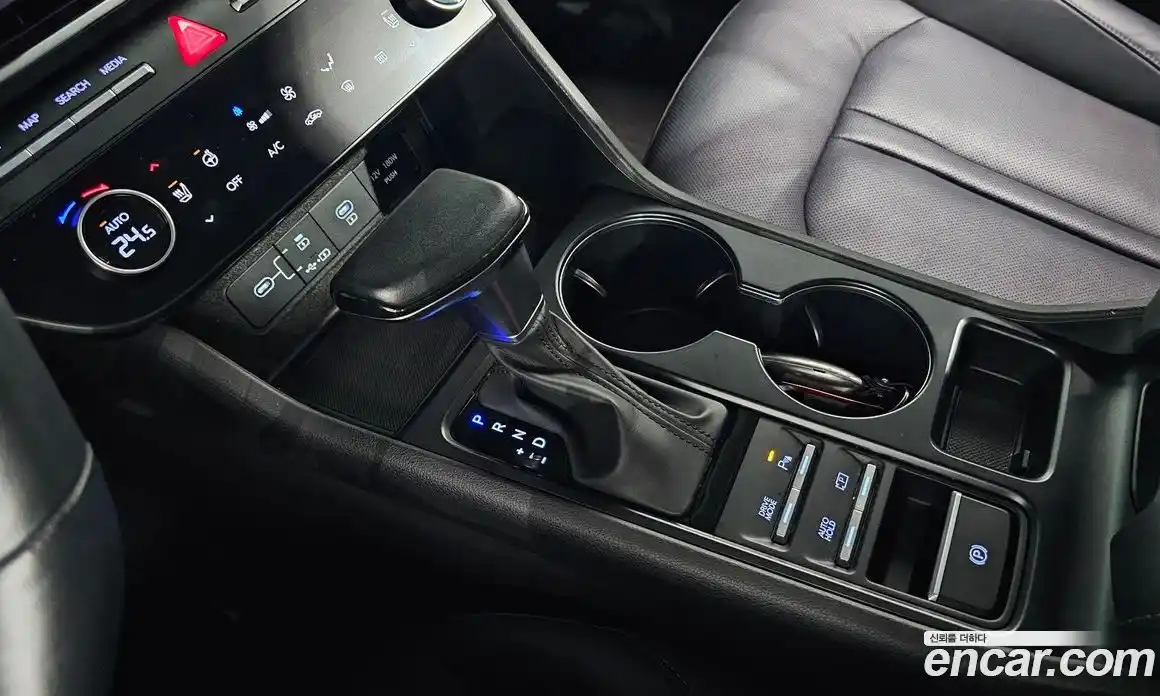 Hyundai Sonata 2024 2.0 Автомат в Москве № 110928, фото 3