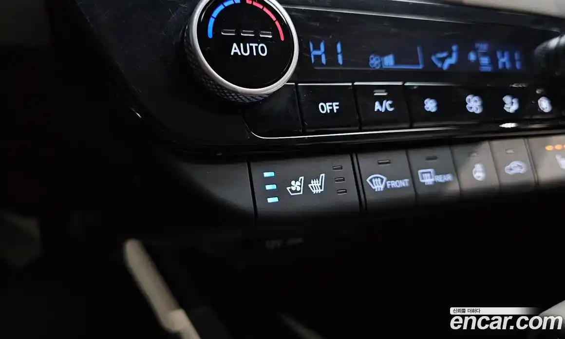 Hyundai Avante 2022 1.6 Автомат в Москве № 112384, фото 16