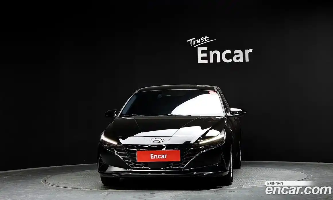 Hyundai Avante 2022 1.6 Автомат в Москве № 112384, фото 3