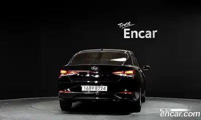 Hyundai Avante 2022 1.6 Автомат в Москве № 112384, миниатюра 4