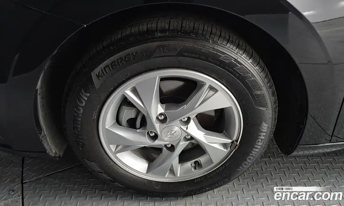 Hyundai Avante 2022 1.6 Автомат в Москве № 112384, фото 5