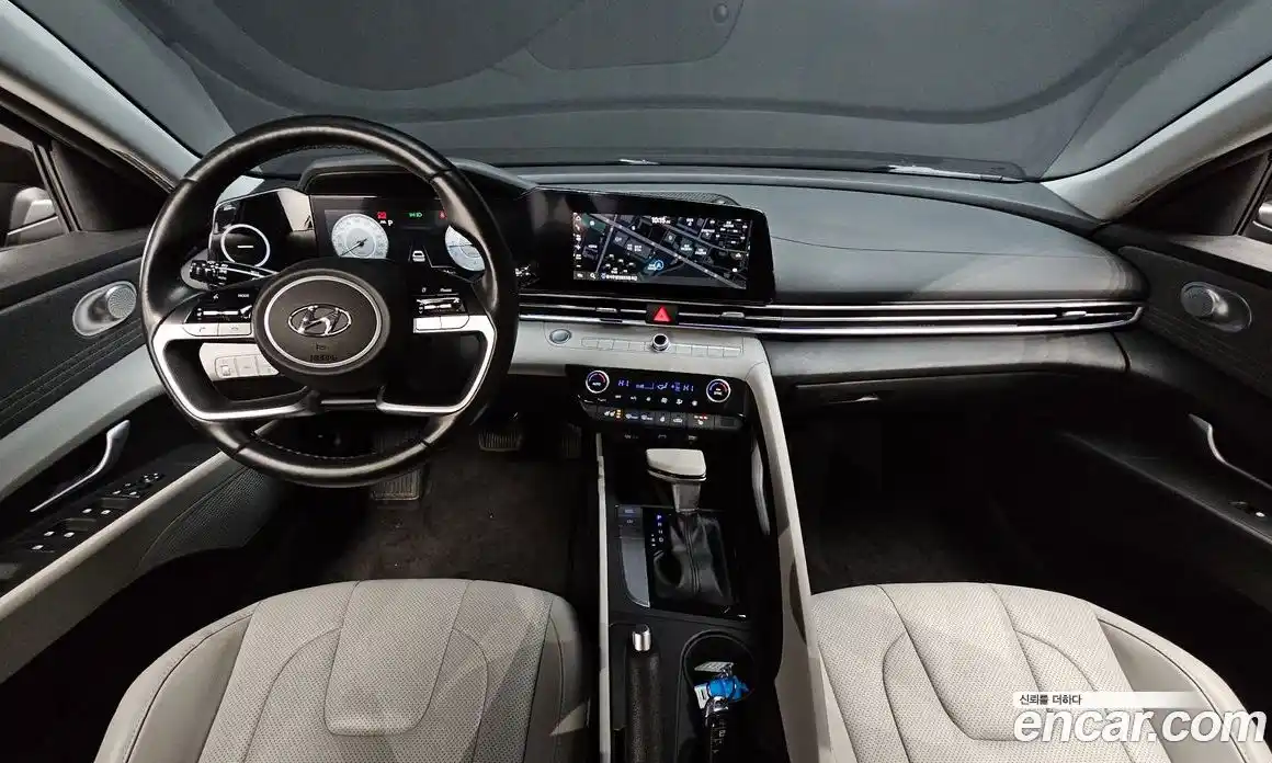 Hyundai Avante 2022 1.6 Автомат в Москве № 112384, фото 7