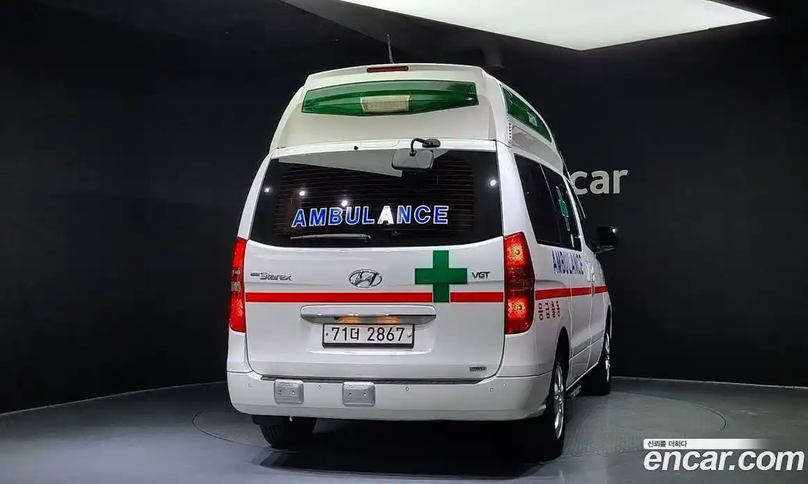 Hyundai Starex 2017 2.5 Автомат в Москве № 112387, фото 12