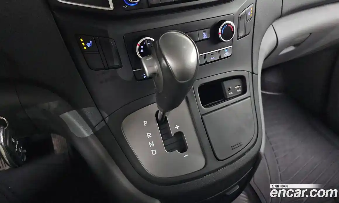 Hyundai Starex 2020 2.5 Автомат в Москве № 112400, фото 12