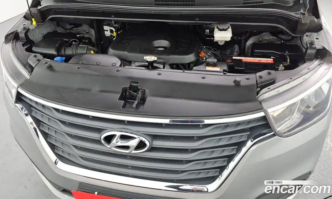 Hyundai Starex 2020 2.5 Автомат в Москве № 112400, фото 17