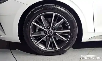 Hyundai Grandeur 2022 2.5 Автомат в Москве № 113238, миниатюра 10