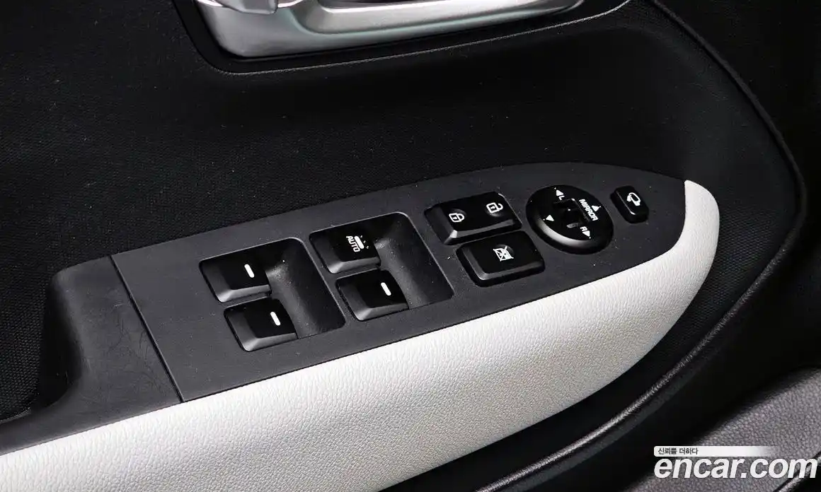 Kia Ray 2023 1.0 Автомат в Москве № 121298, фото 16