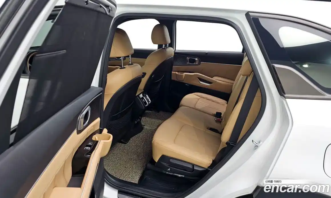 Kia Sorento 2022 1.6 Автомат в Москве № 121688, фото 13