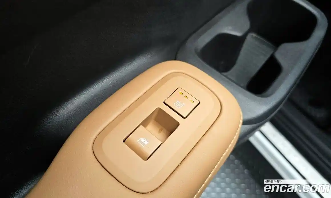 Hyundai Santa Fe 2024 1.6 Автомат в Москве № 127025, фото 18