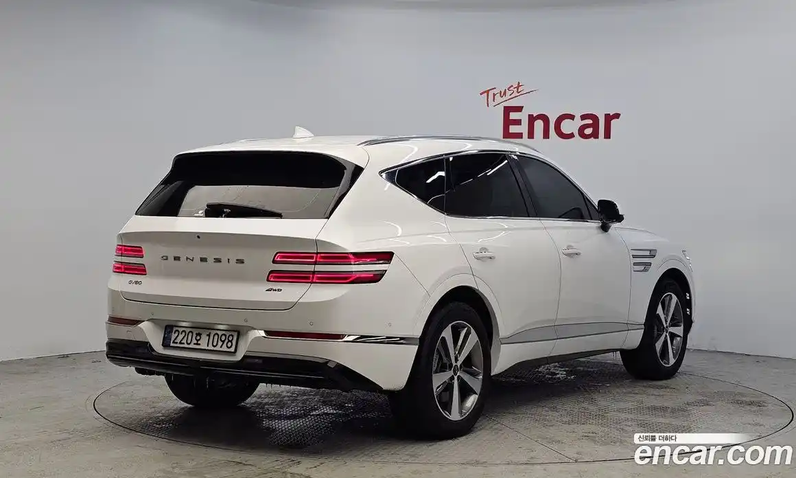 Genesis GV80 2023 3.0 Автомат в Москве № 12846, фото 14