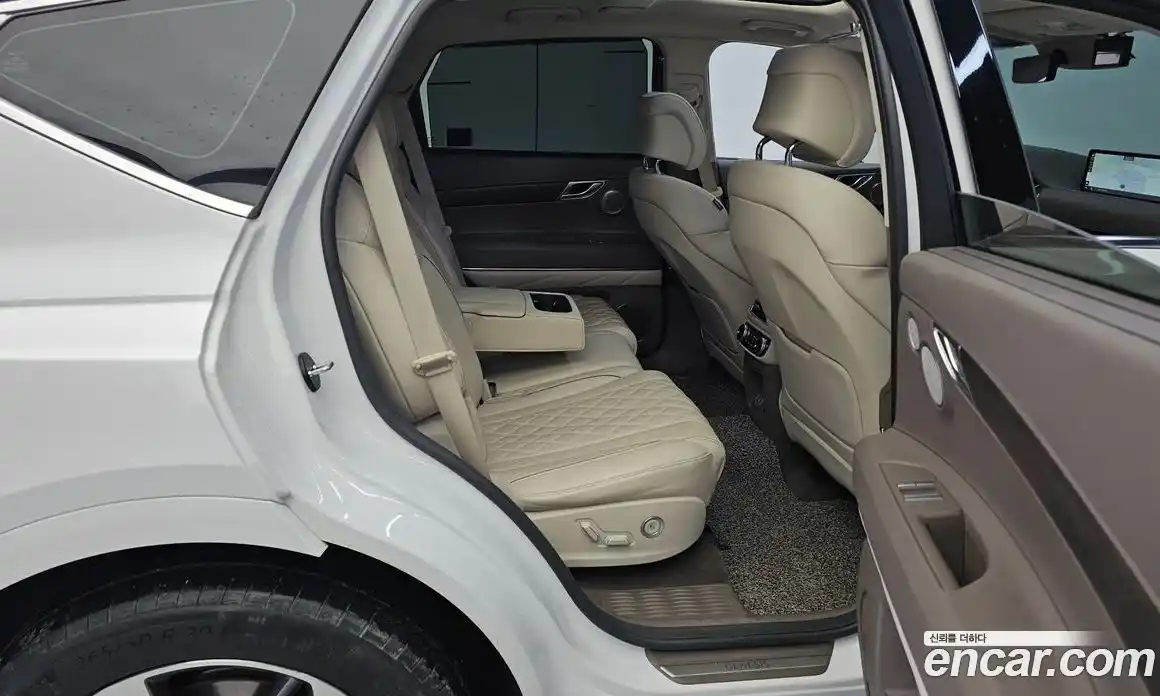 Genesis GV80 2023 3.0 Автомат в Москве № 12846, фото 20