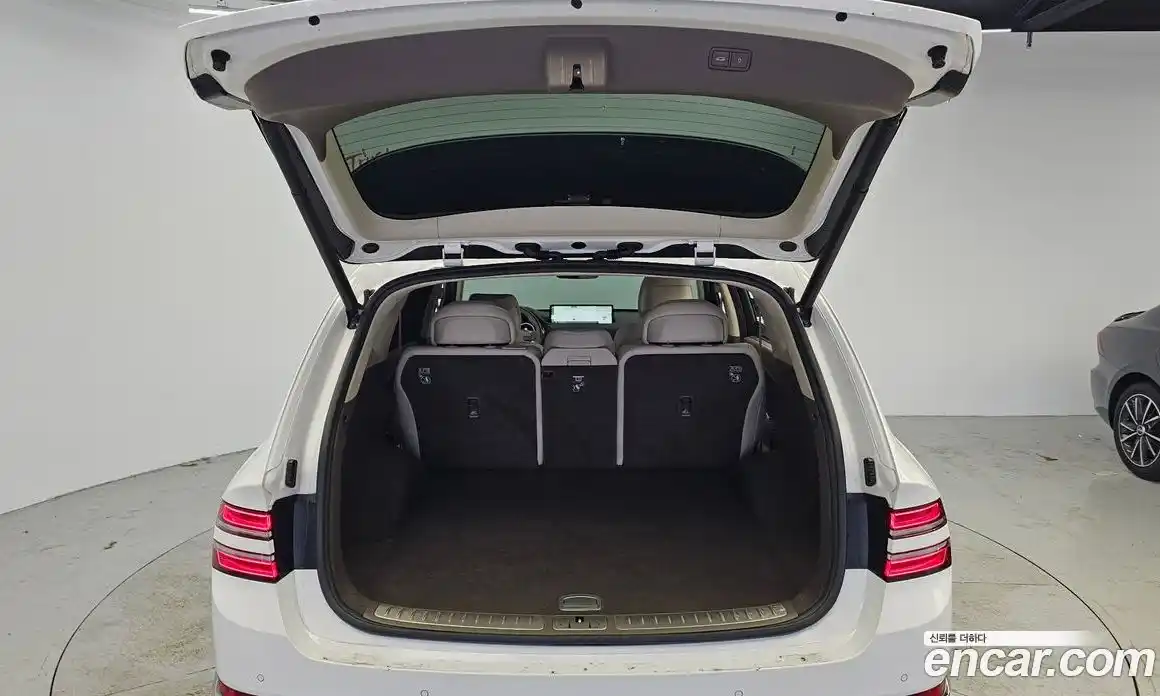 Genesis GV80 2023 3.0 Автомат в Москве № 12846, фото 6