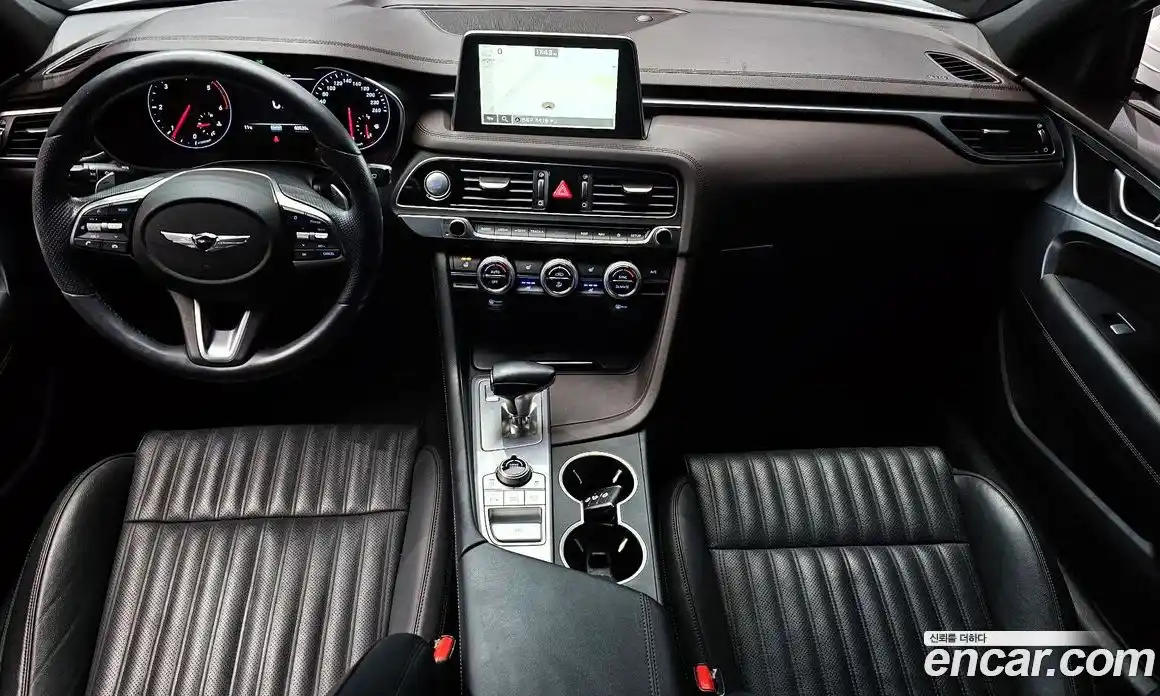 Genesis G70 2018 2.2 Автомат в Москве № 129235, фото 12