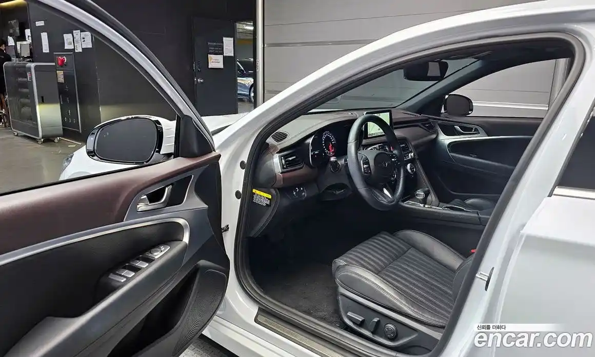 Genesis G70 2018 2.2 Автомат в Москве № 129235, фото 9