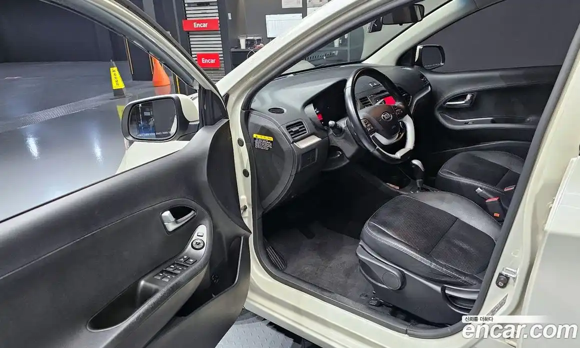 Kia Morning 2015 1.0 Автомат в Москве № 131419, фото 19