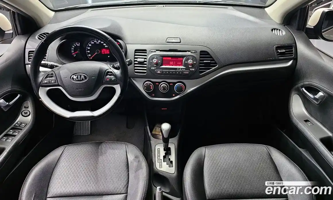 Kia Morning 2015 1.0 Автомат в Москве № 131419, фото 20