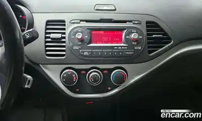 Kia Morning 2015 1.0 Автомат в Москве № 131419, миниатюра 3