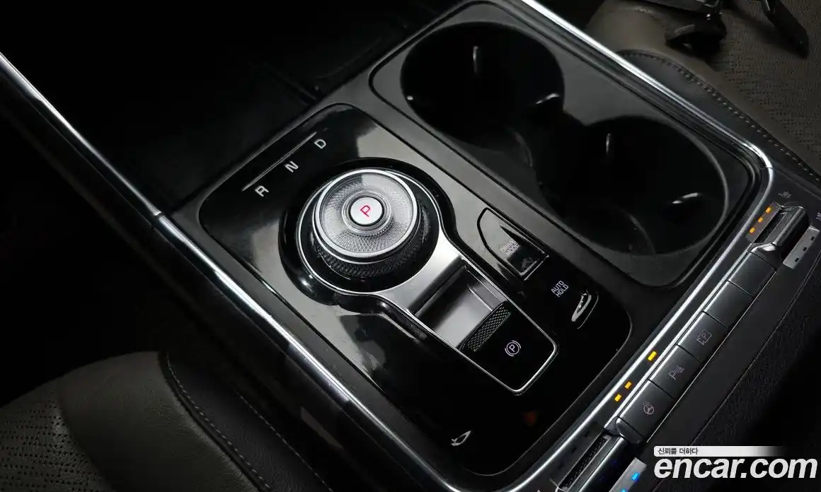 Kia Canival 2024 3.5 Автомат в Москве № 132021, фото 17