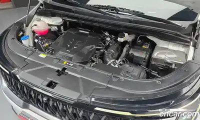 Kia Canival 2024 3.5 Автомат в Москве № 132021, миниатюра 4