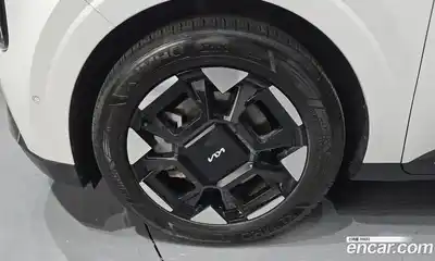 Kia Canival 2024 3.5 Автомат в Москве № 132021, миниатюра 7