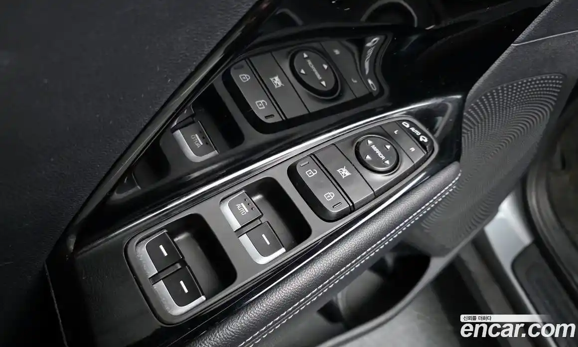 Kia Niro 2020 1.6 Автомат в Москве № 132742, фото 14