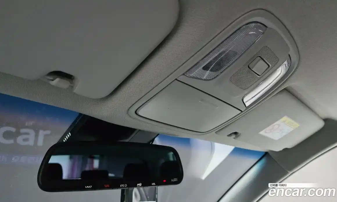 Kia Niro 2020 1.6 Автомат в Москве № 132742, фото 19