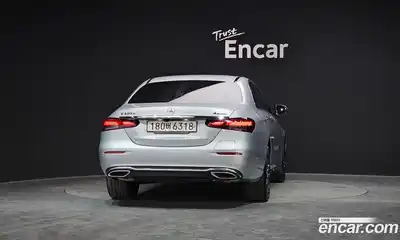Mercedes-Benz E-Class 2021 2.0 Автомат в Москве № 135148, миниатюра 7