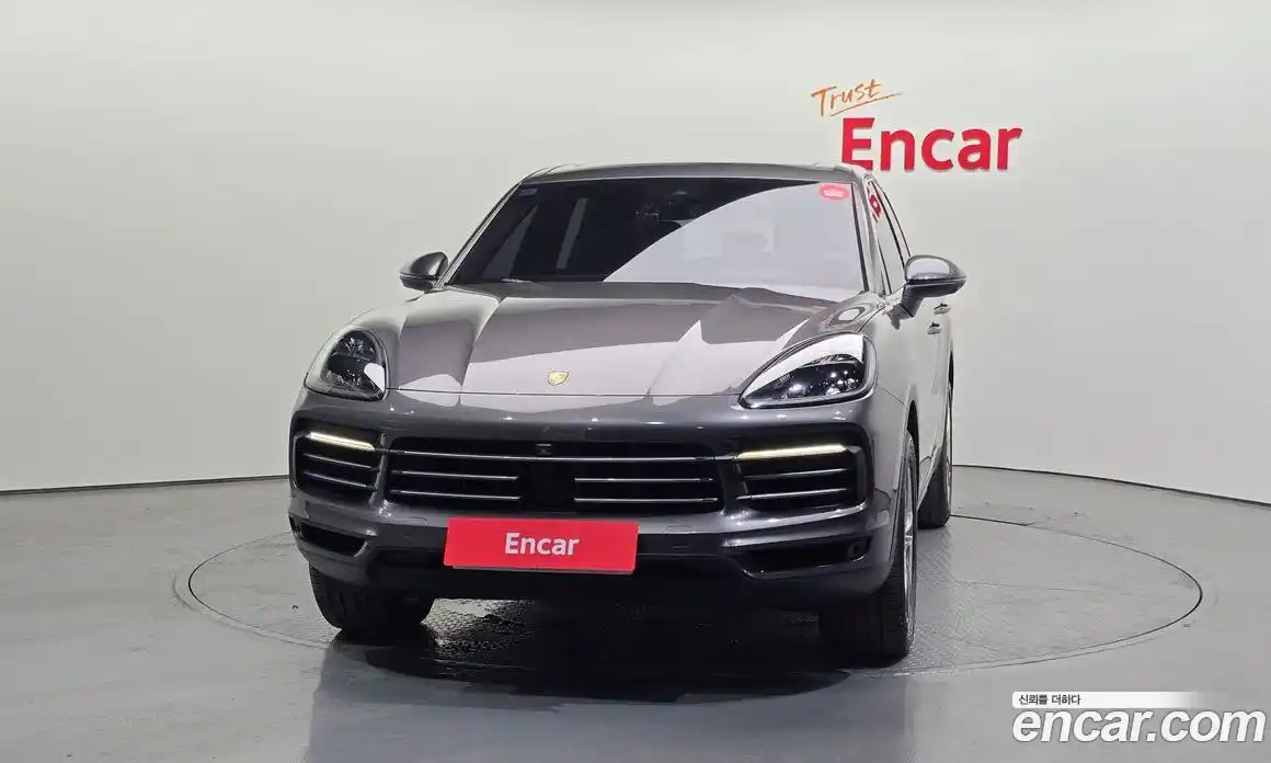 Porsche Cayenne 2019 3.0 Автомат в Москве № 136719, фото 3