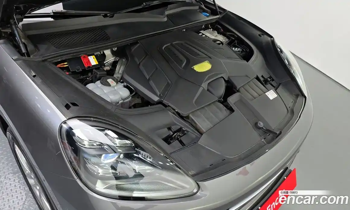 Porsche Cayenne 2019 3.0 Автомат в Москве № 136719, фото 6