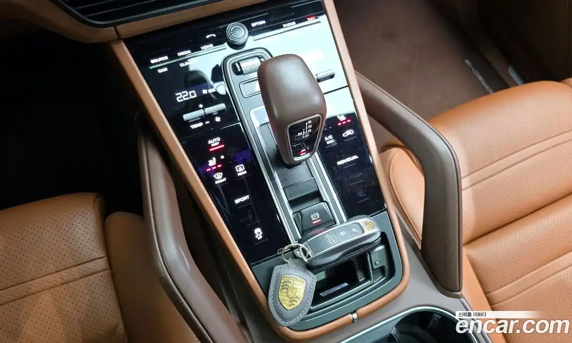 Porsche Cayenne 2019 3.0 Автомат в Москве № 136719, фото 9