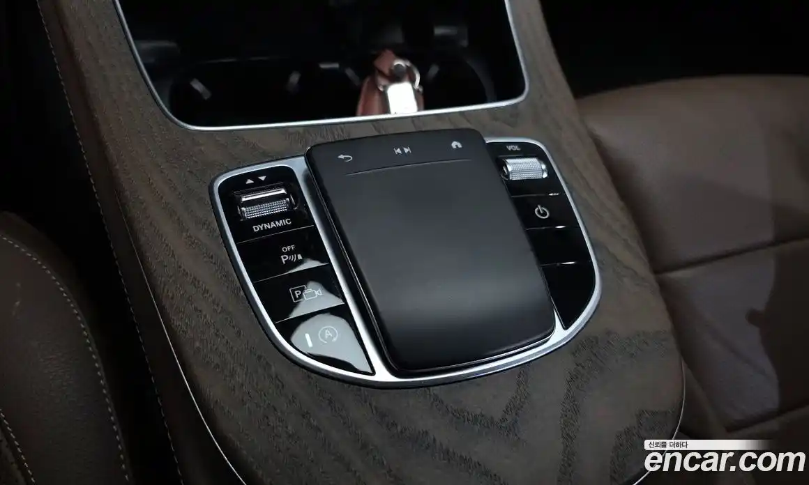 Mercedes-Benz E-Class 2022 2.0 Автомат в Москве № 141972, фото 4